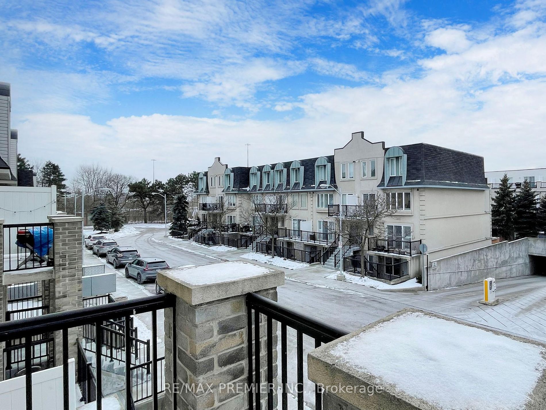 105 George Appleton Way, #2152