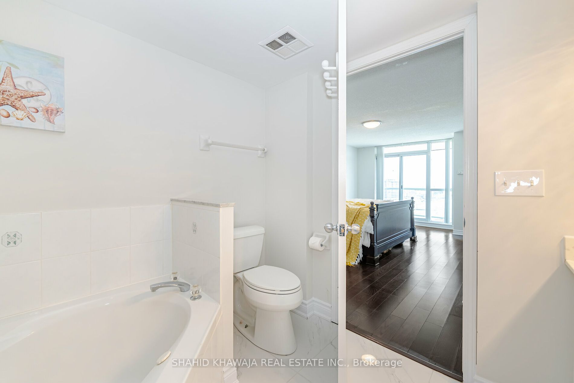 2585 Erin Centre Boulevard, #1005