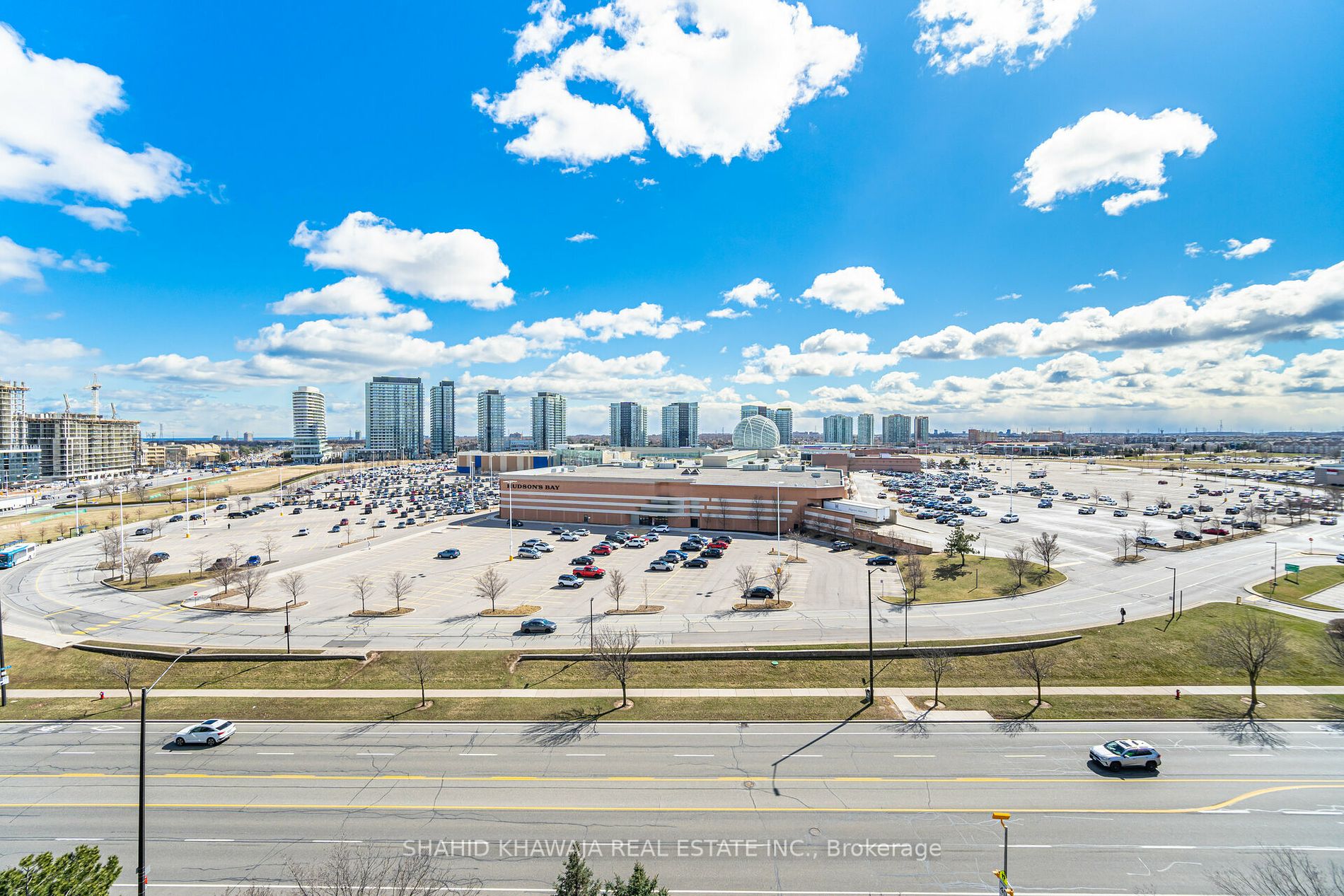 2585 Erin Centre Boulevard, #1005