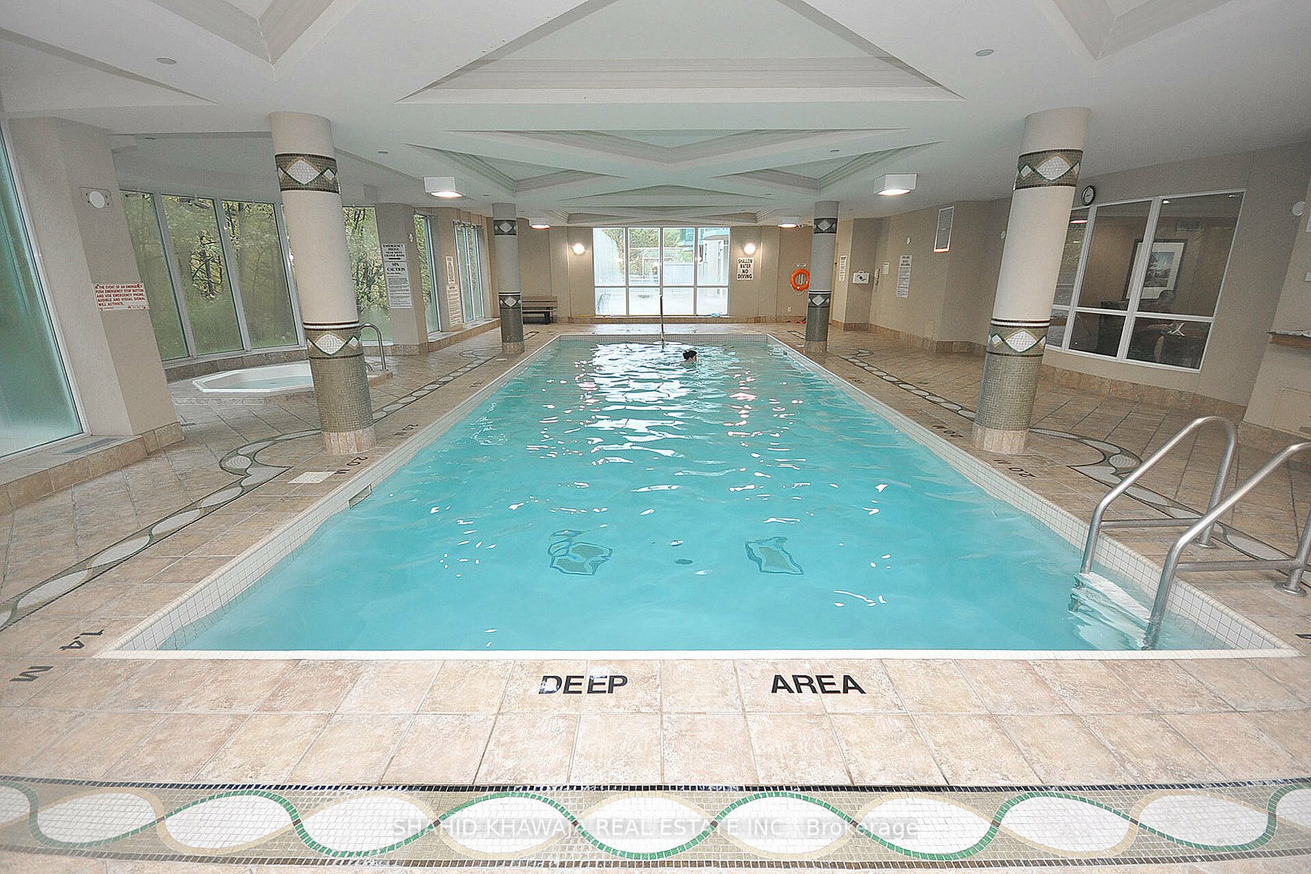 2585 Erin Centre Boulevard, #1005