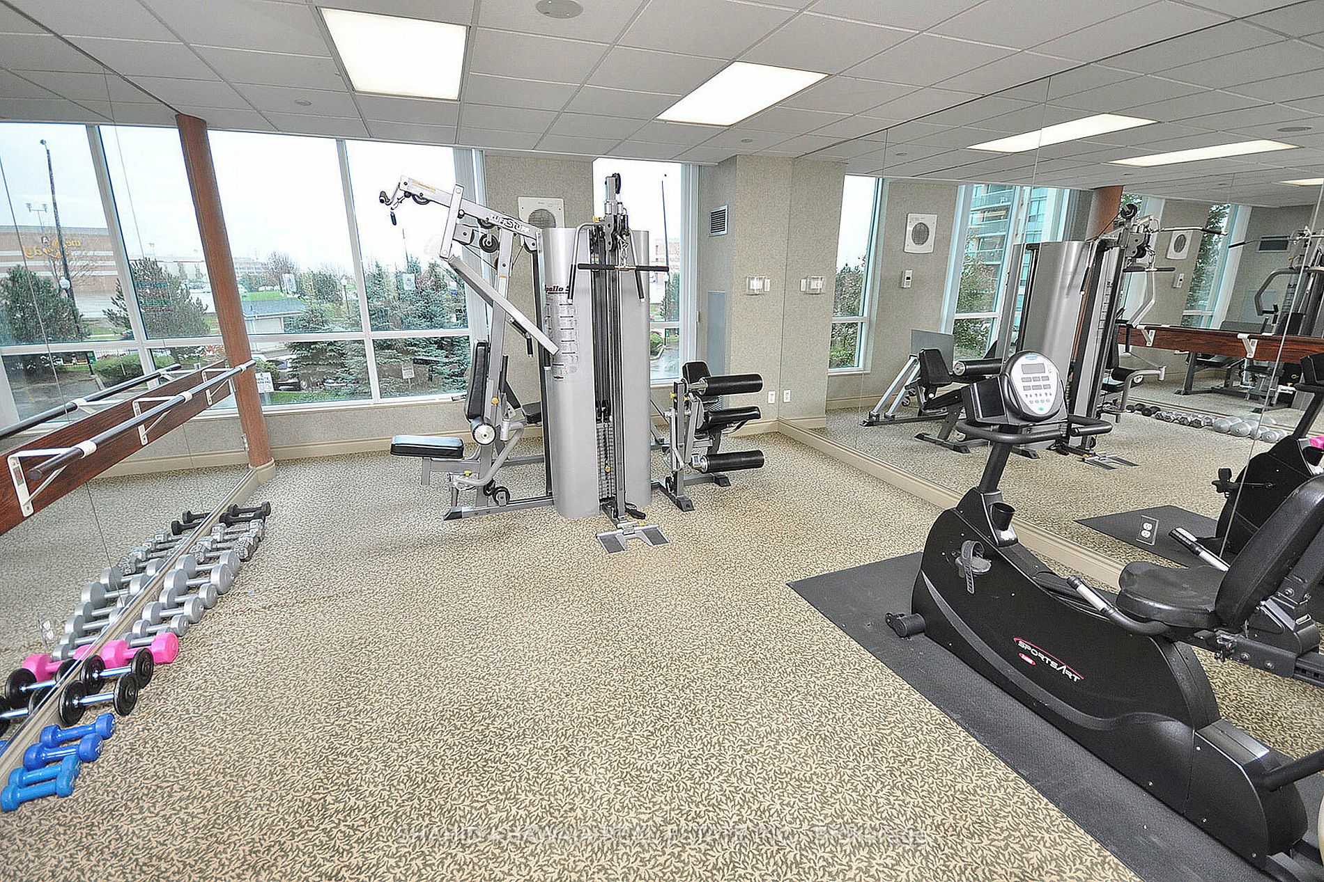 2585 Erin Centre Boulevard, #1005