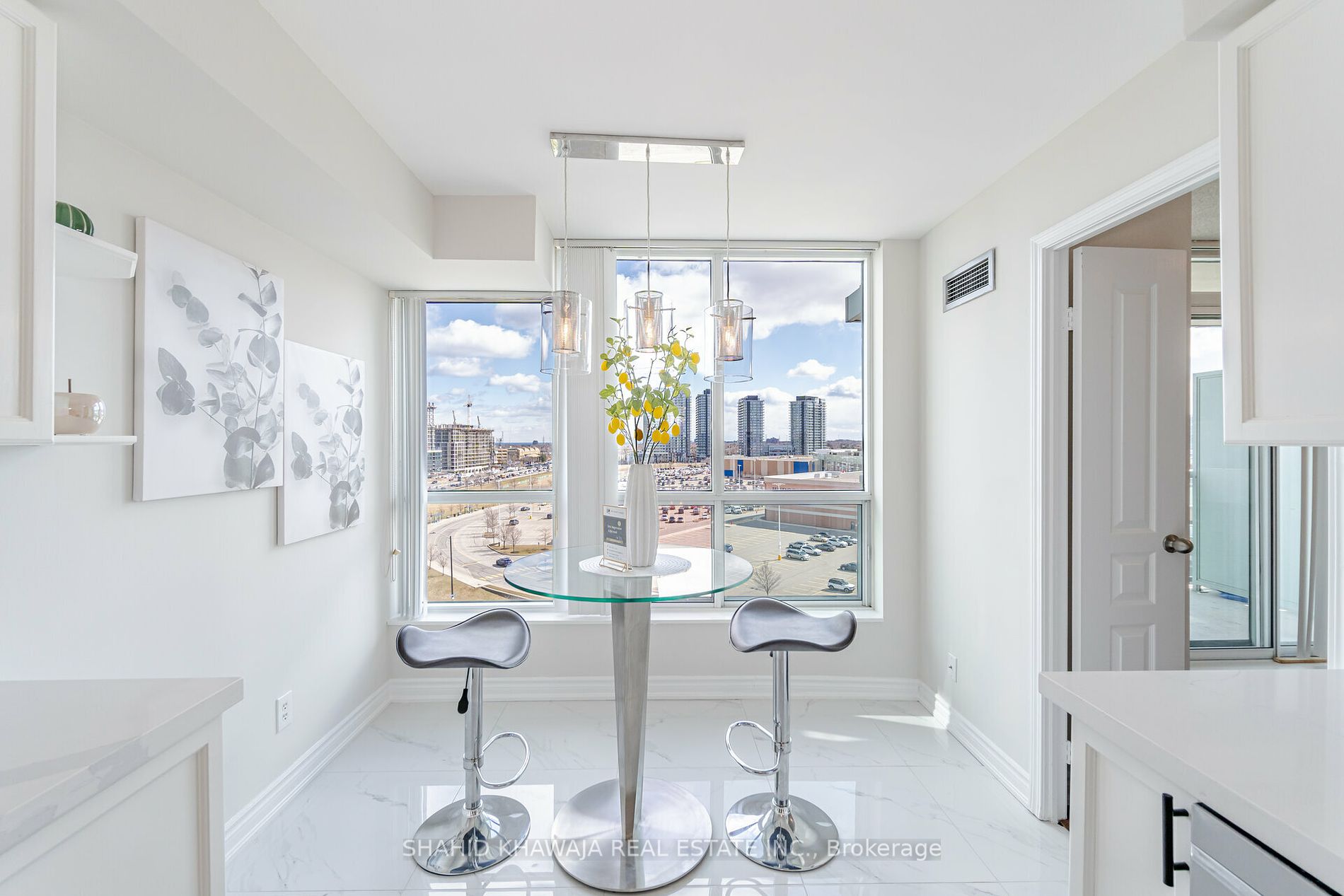 2585 Erin Centre Boulevard, #1005