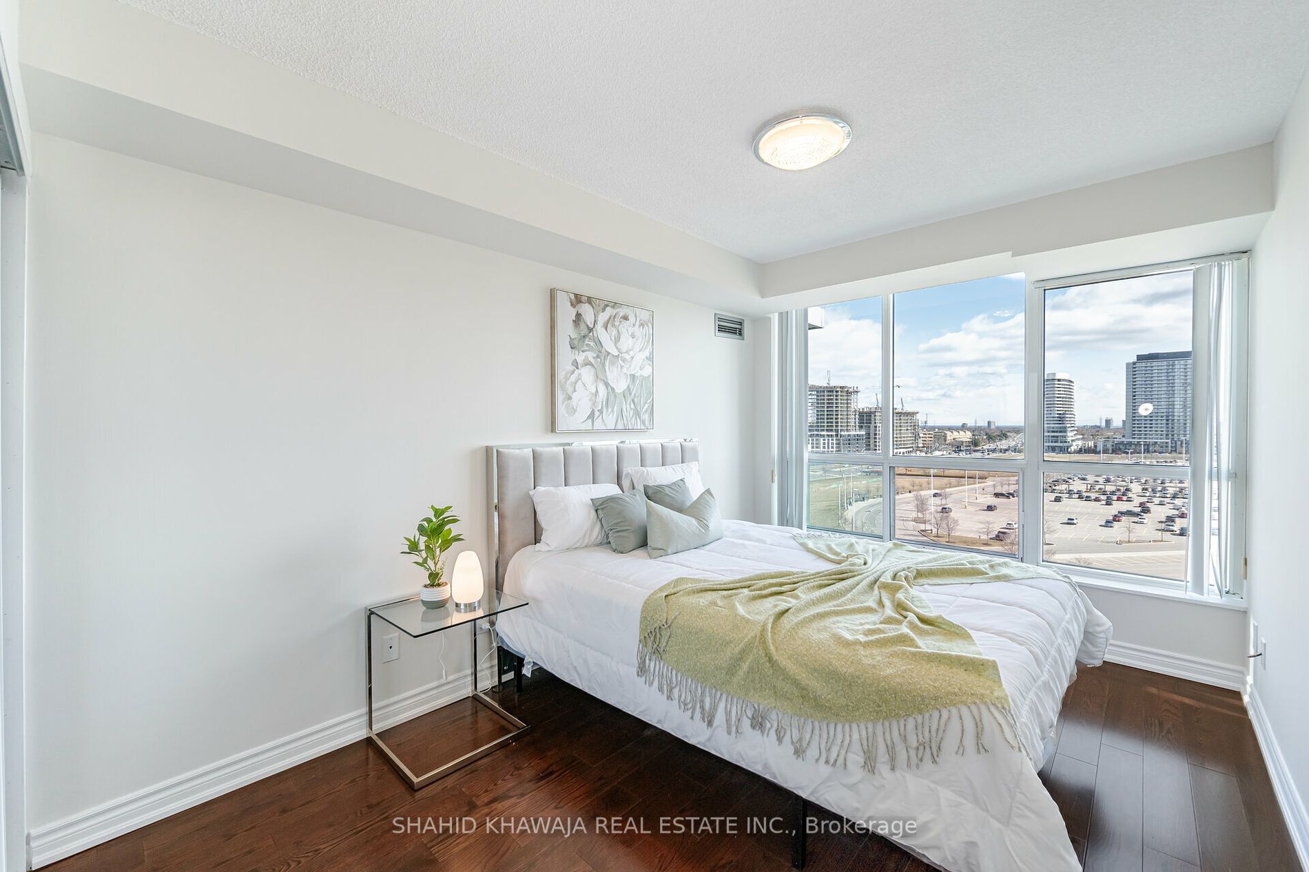 2585 Erin Centre Boulevard, #1005