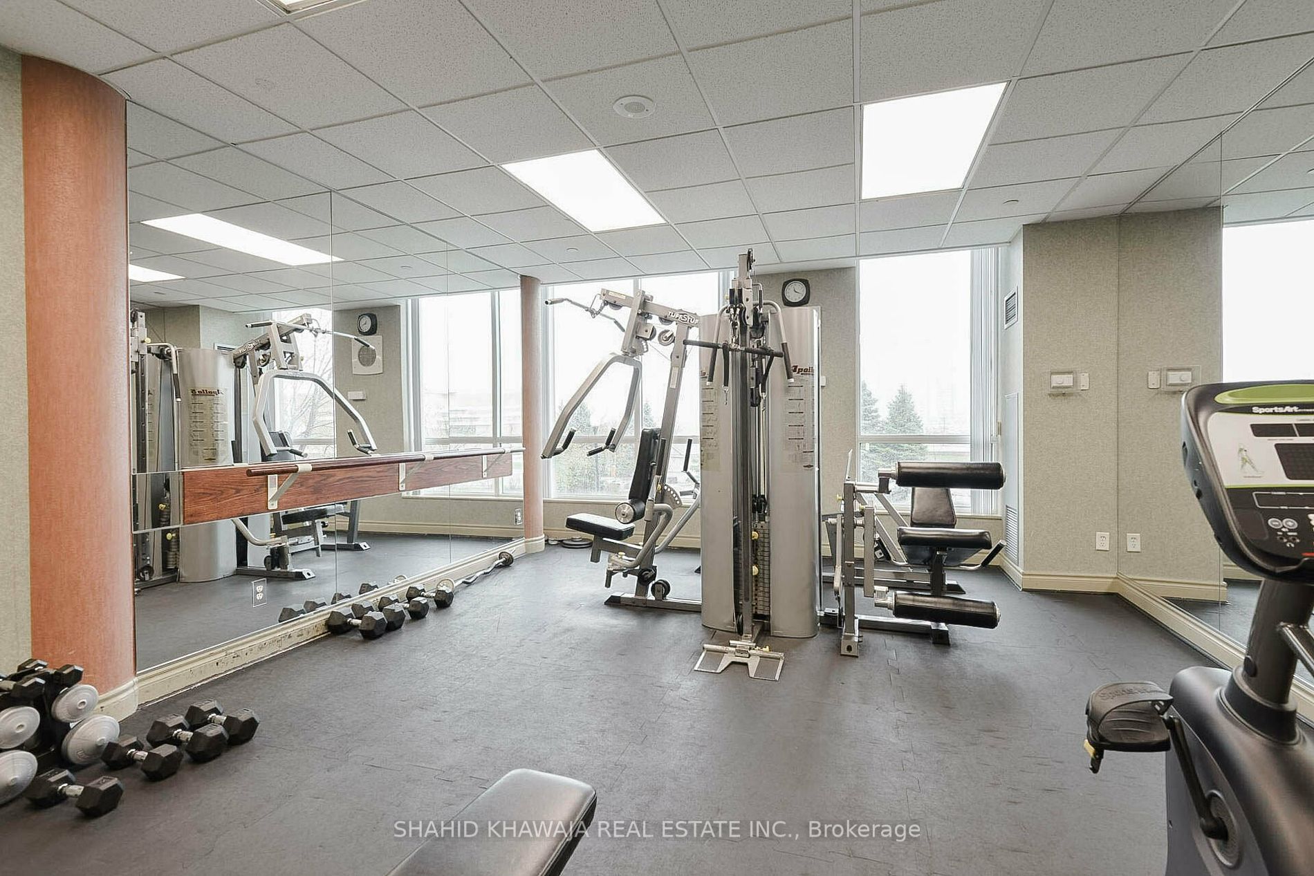 2585 Erin Centre Boulevard, #1005