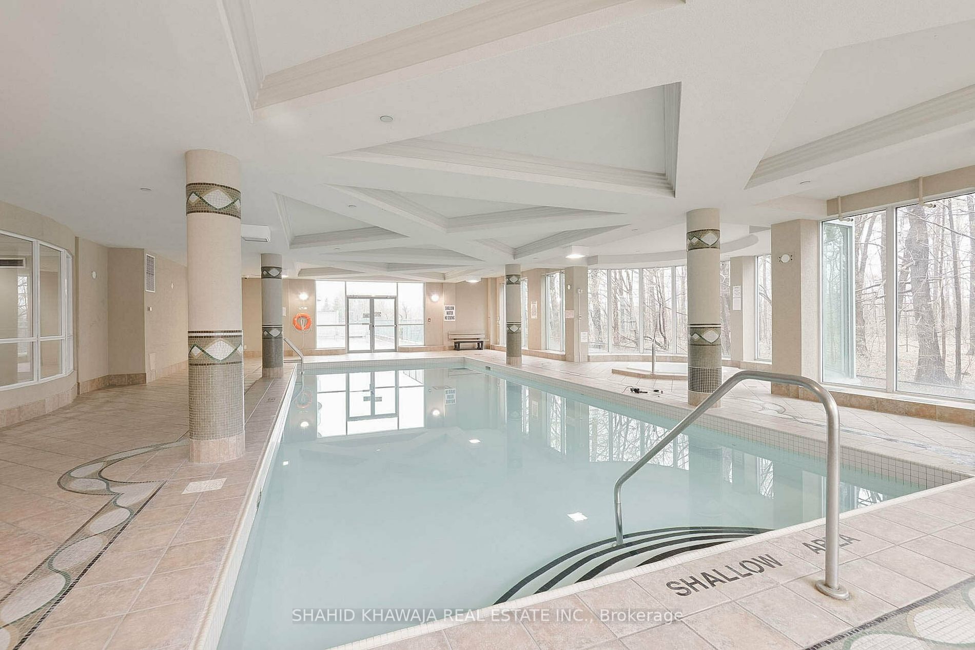 2585 Erin Centre Boulevard, #1005