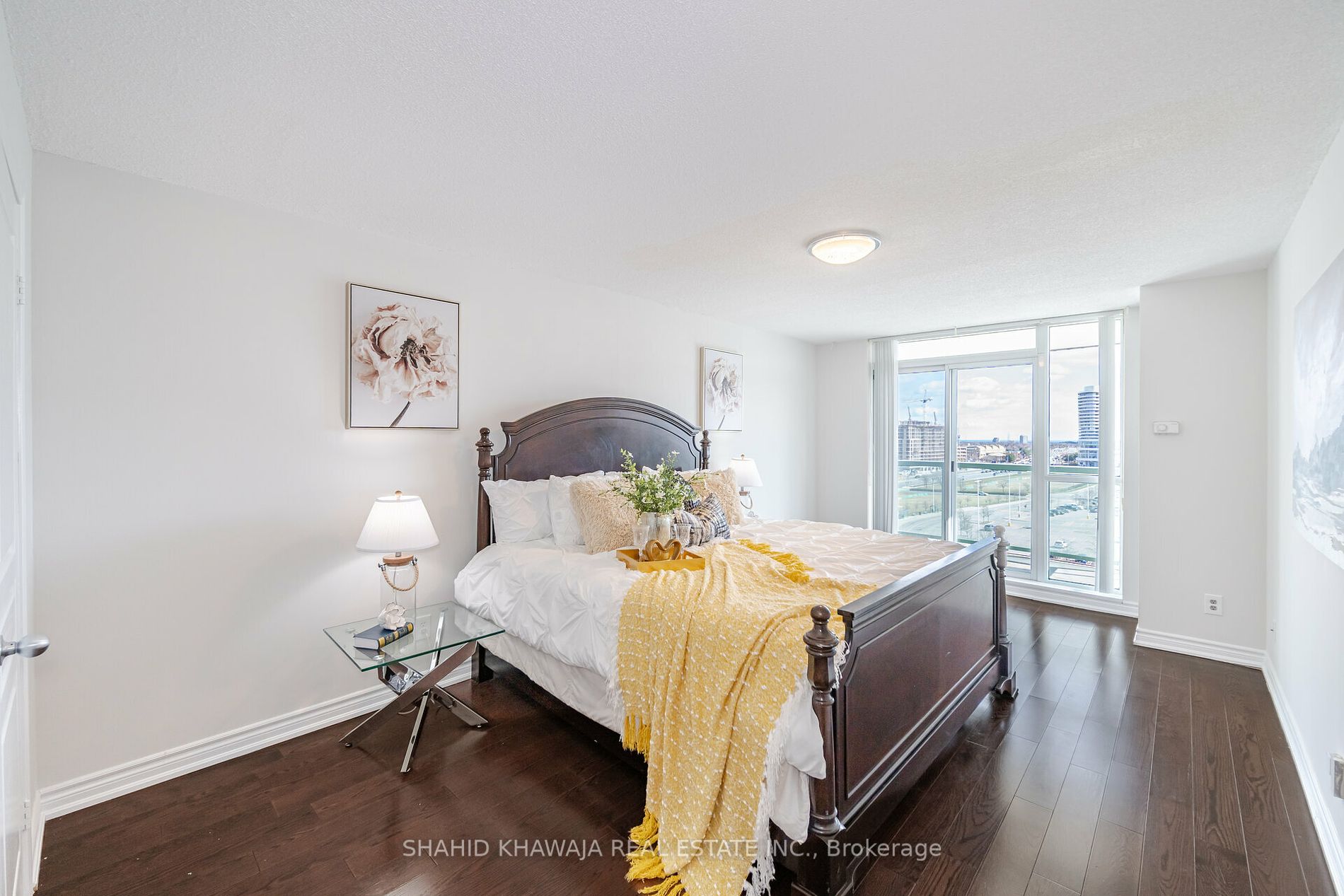 2585 Erin Centre Boulevard, #1005