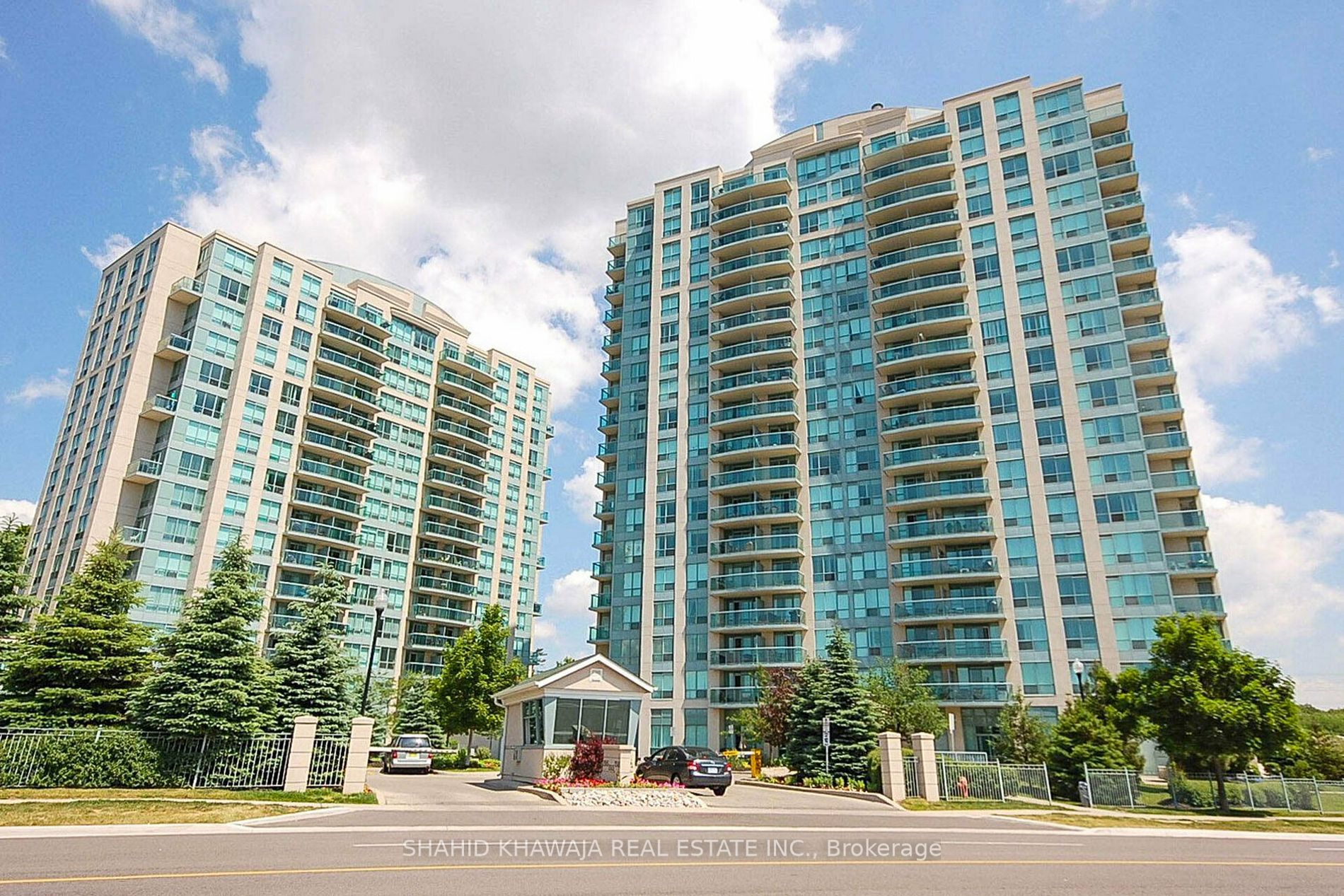 2585 Erin Centre Boulevard, #1005