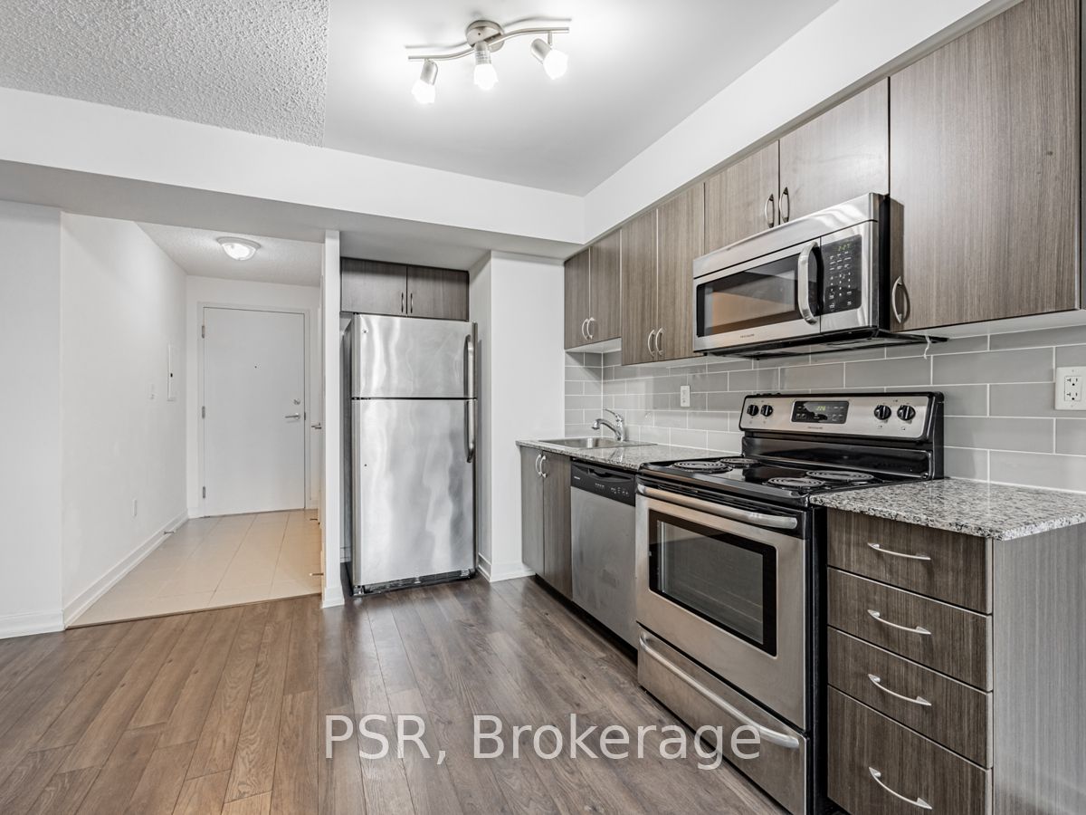 816 Lansdowne Avenue #424