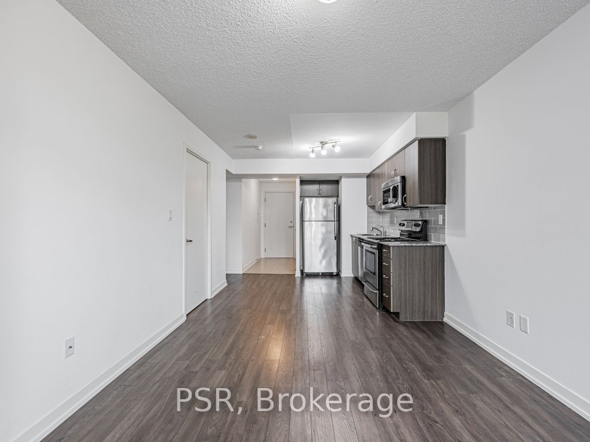 816 Lansdowne Avenue #424