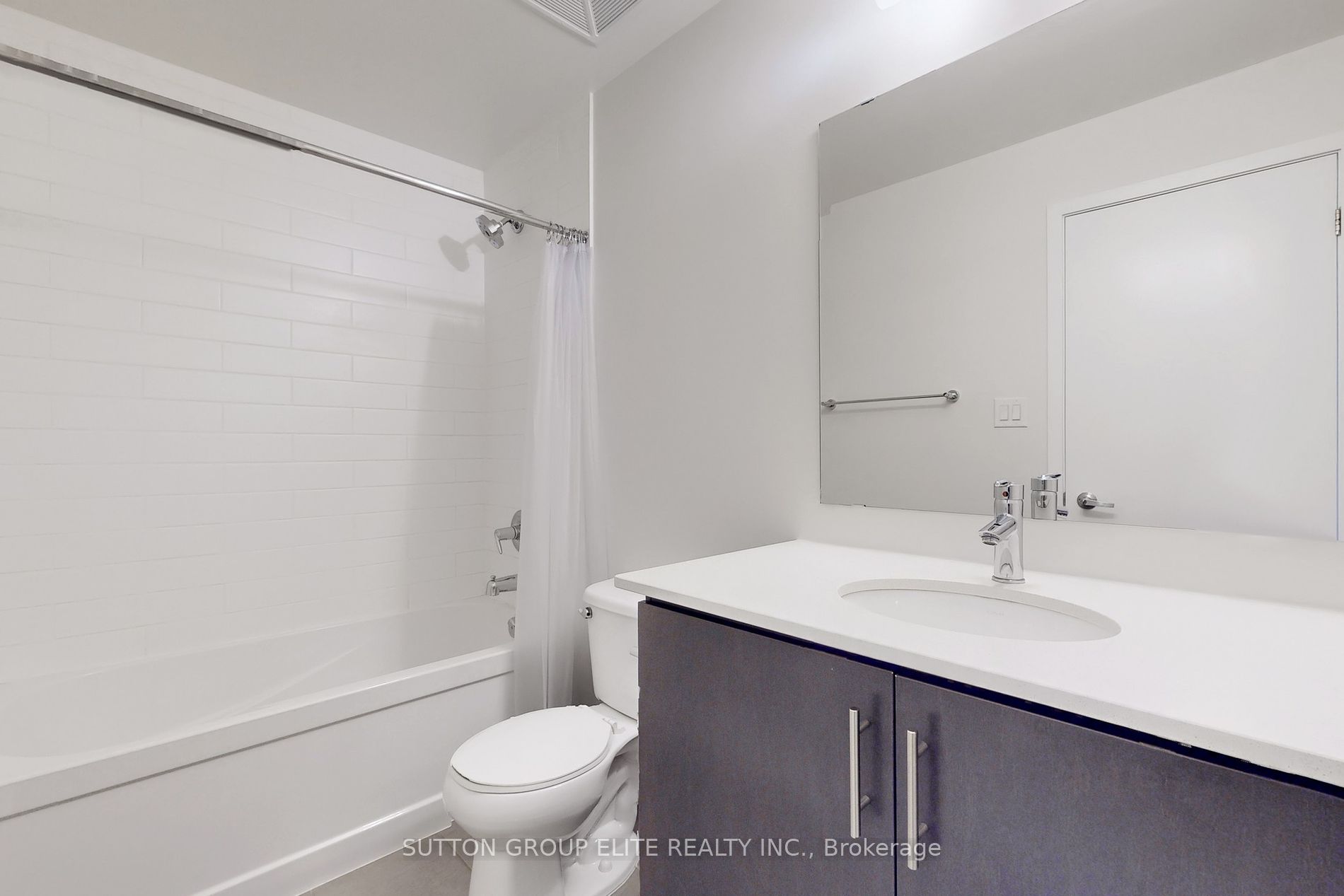370 Square One Dr, #Th26