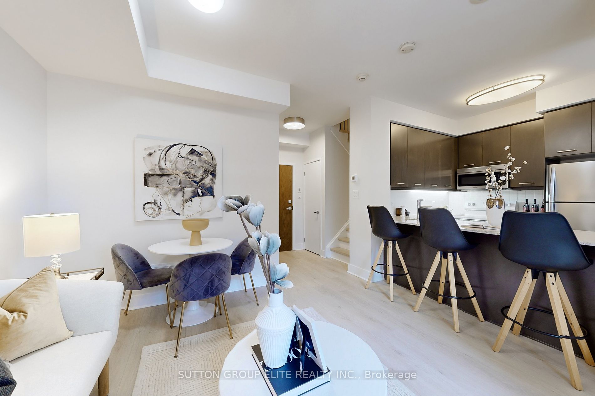 370 Square One Dr, #Th26
