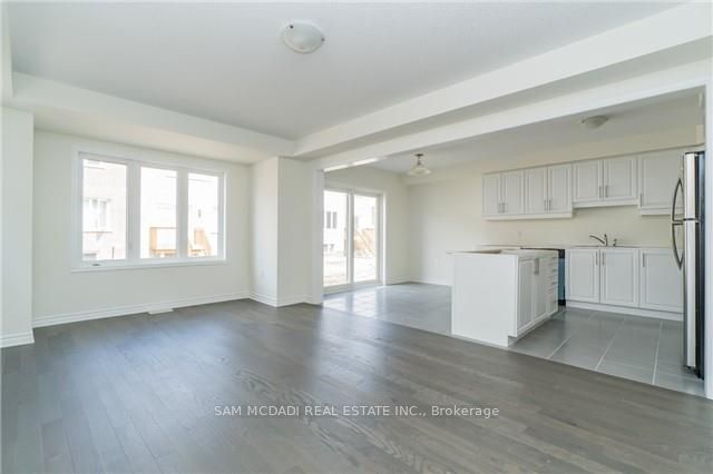 9 Leiterman Dr