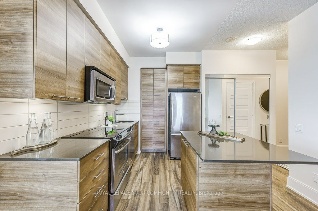 15 Viking Lane, #1407