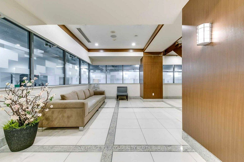 15 Viking Lane, #1407