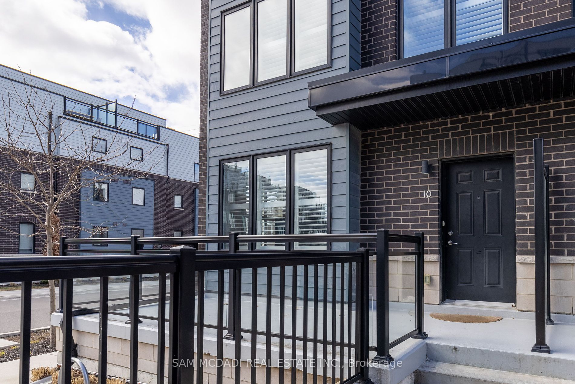 2212 Bromsgrove Road #10