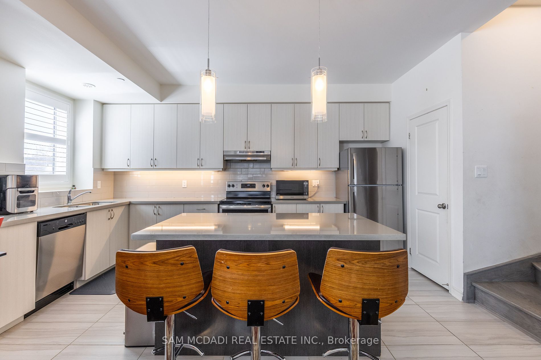 2212 Bromsgrove Road #10