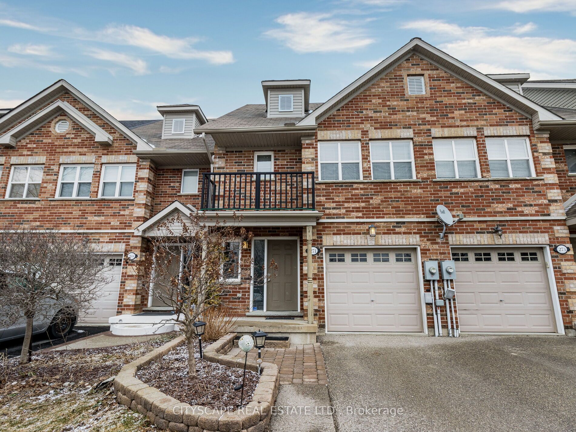 271 Thompson Rd
