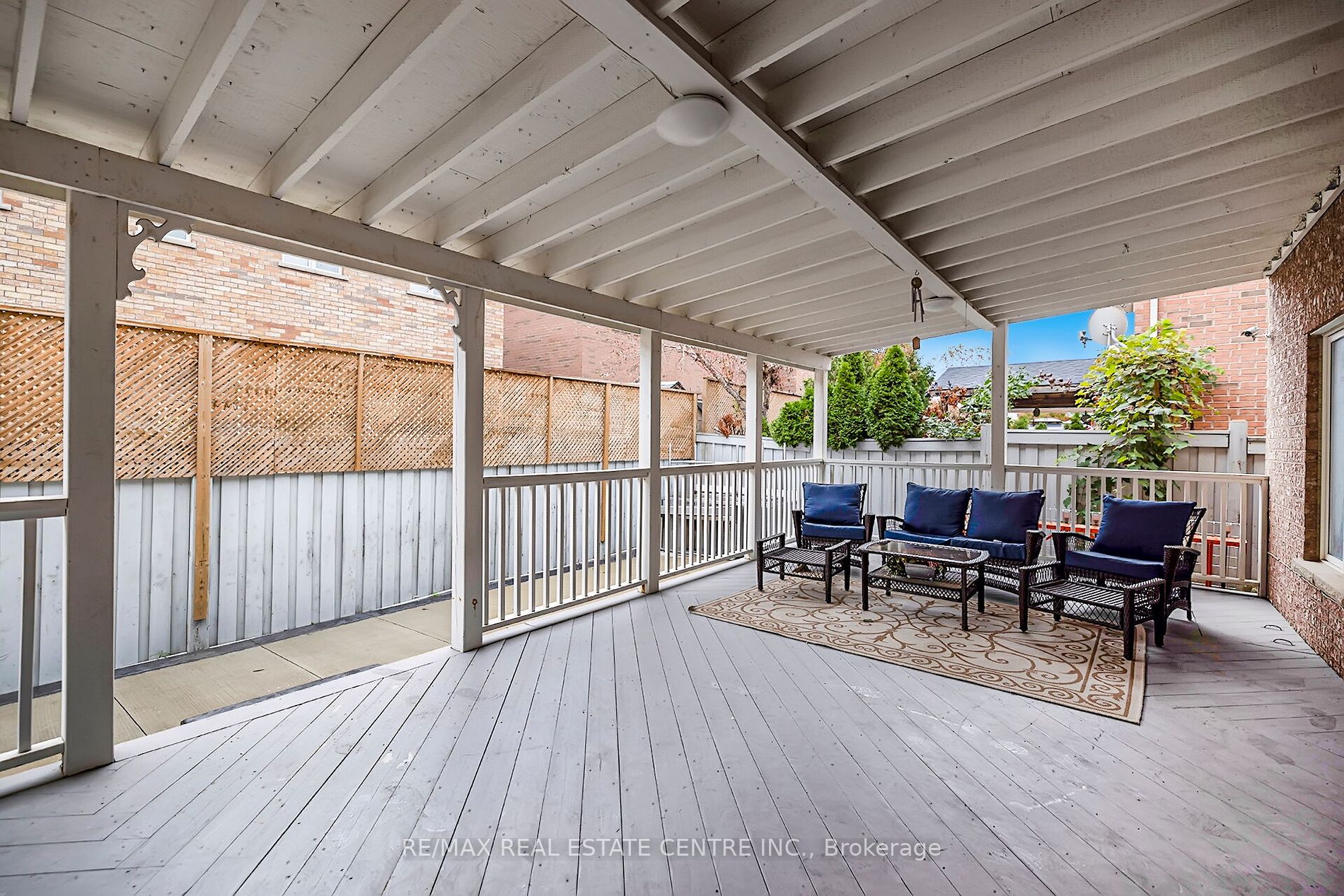 12 Maisonneuve Blvd