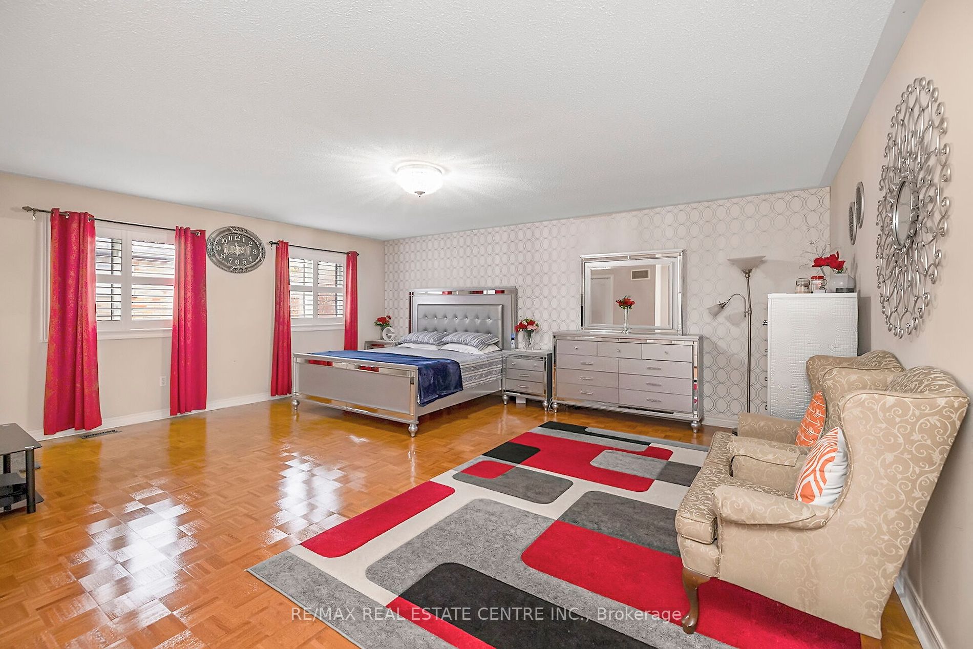12 Maisonneuve Blvd