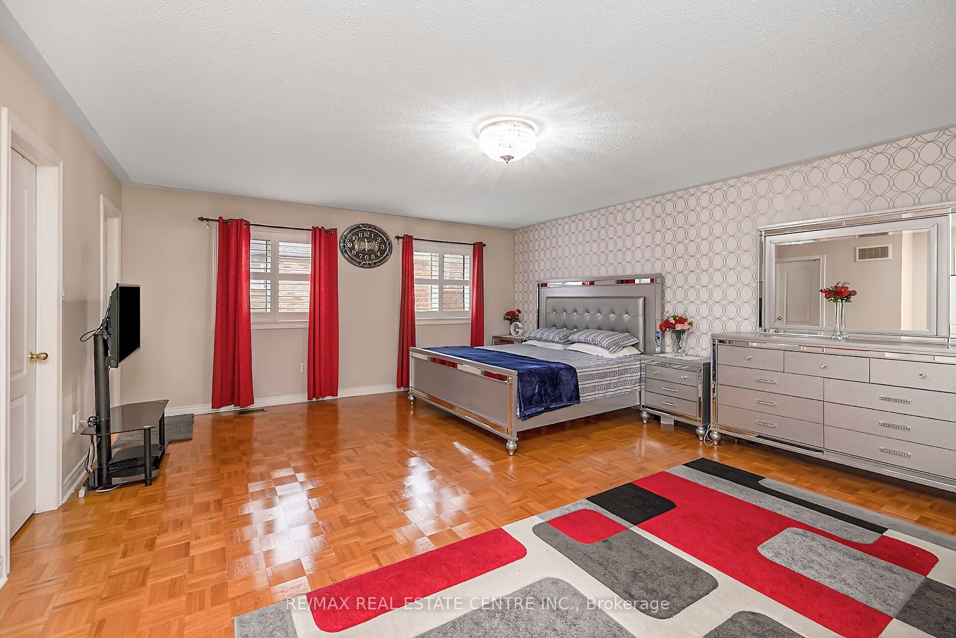 12 Maisonneuve Blvd