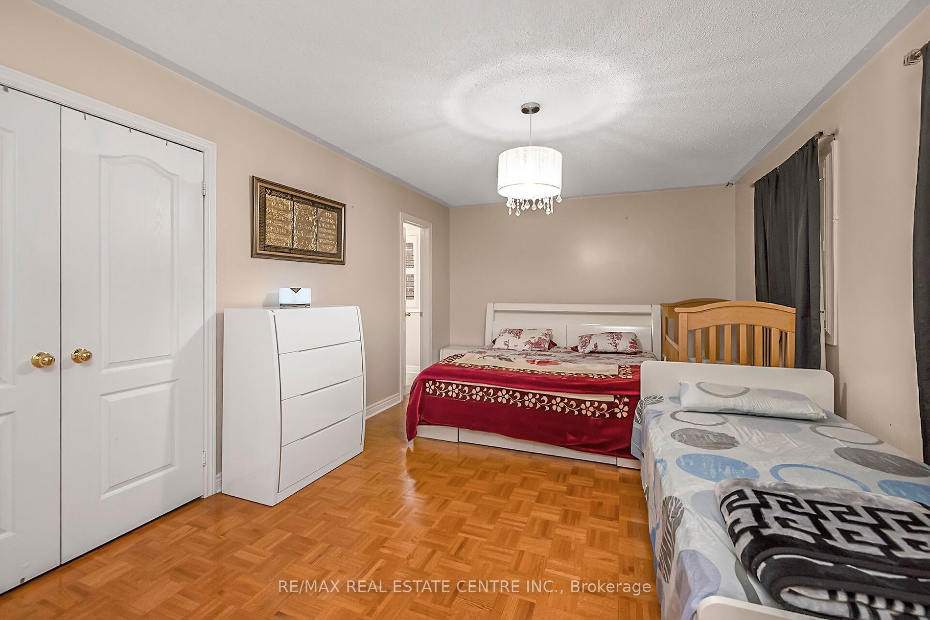 12 Maisonneuve Blvd