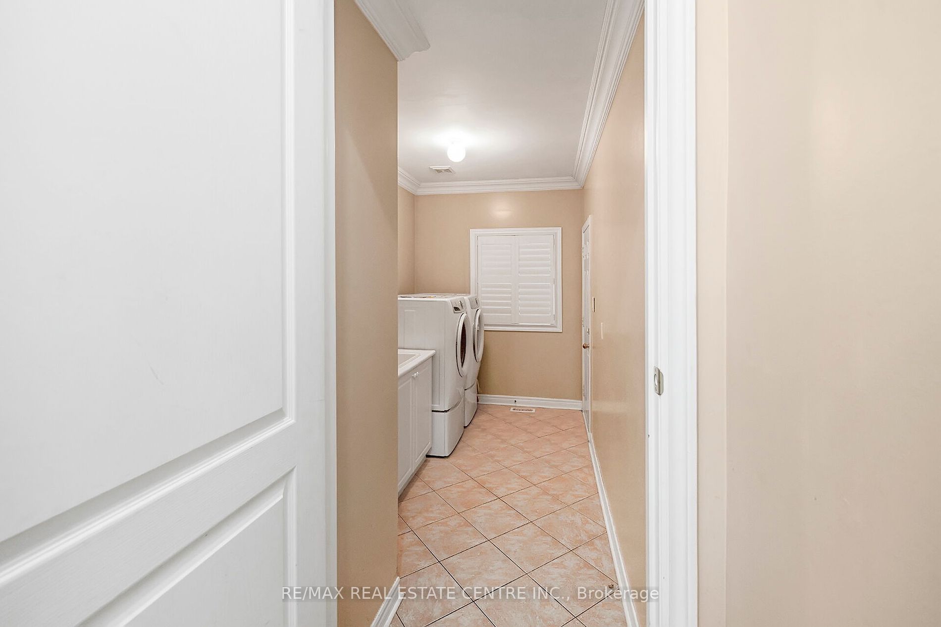 12 Maisonneuve Blvd