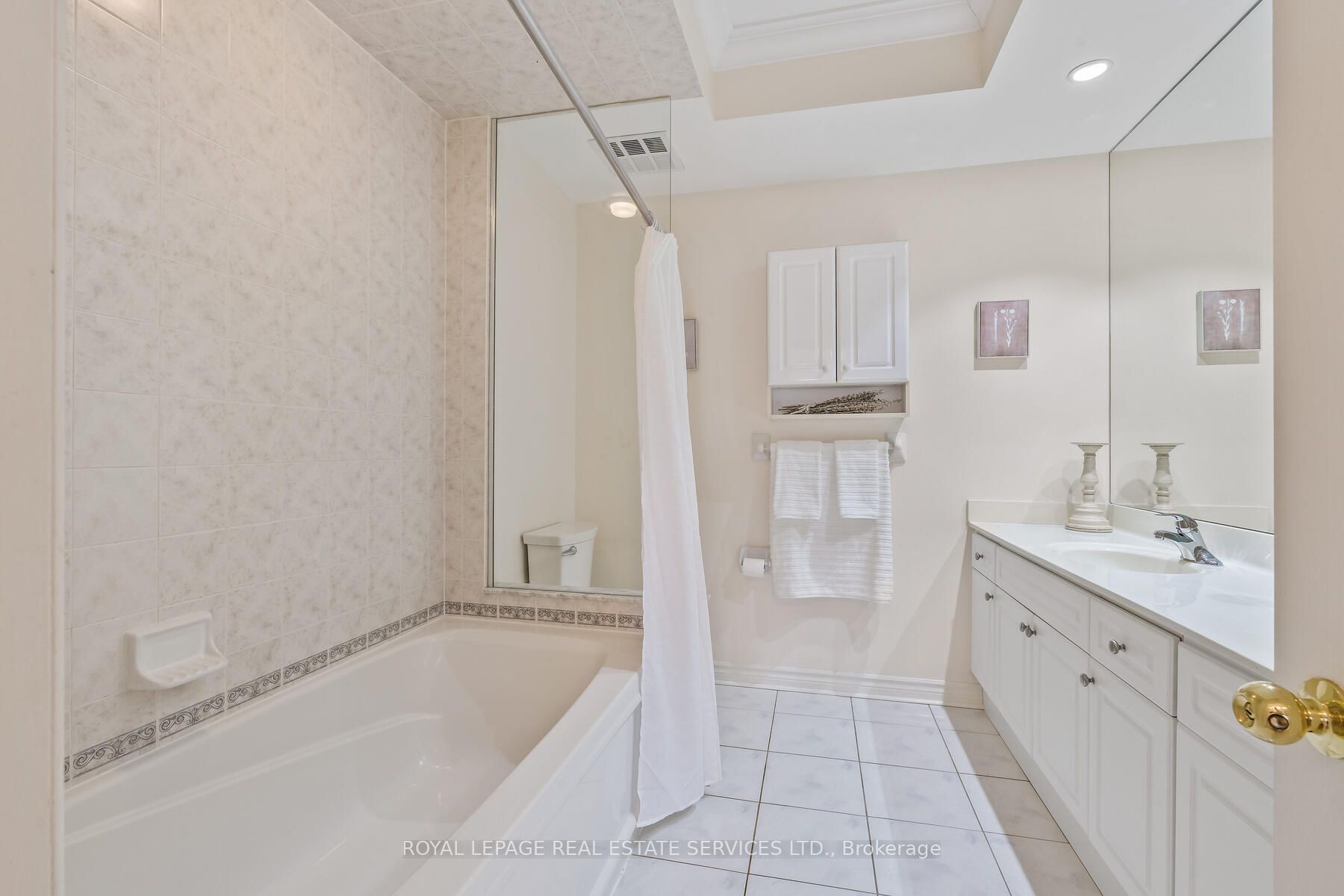 3351 Cawthra Road #116