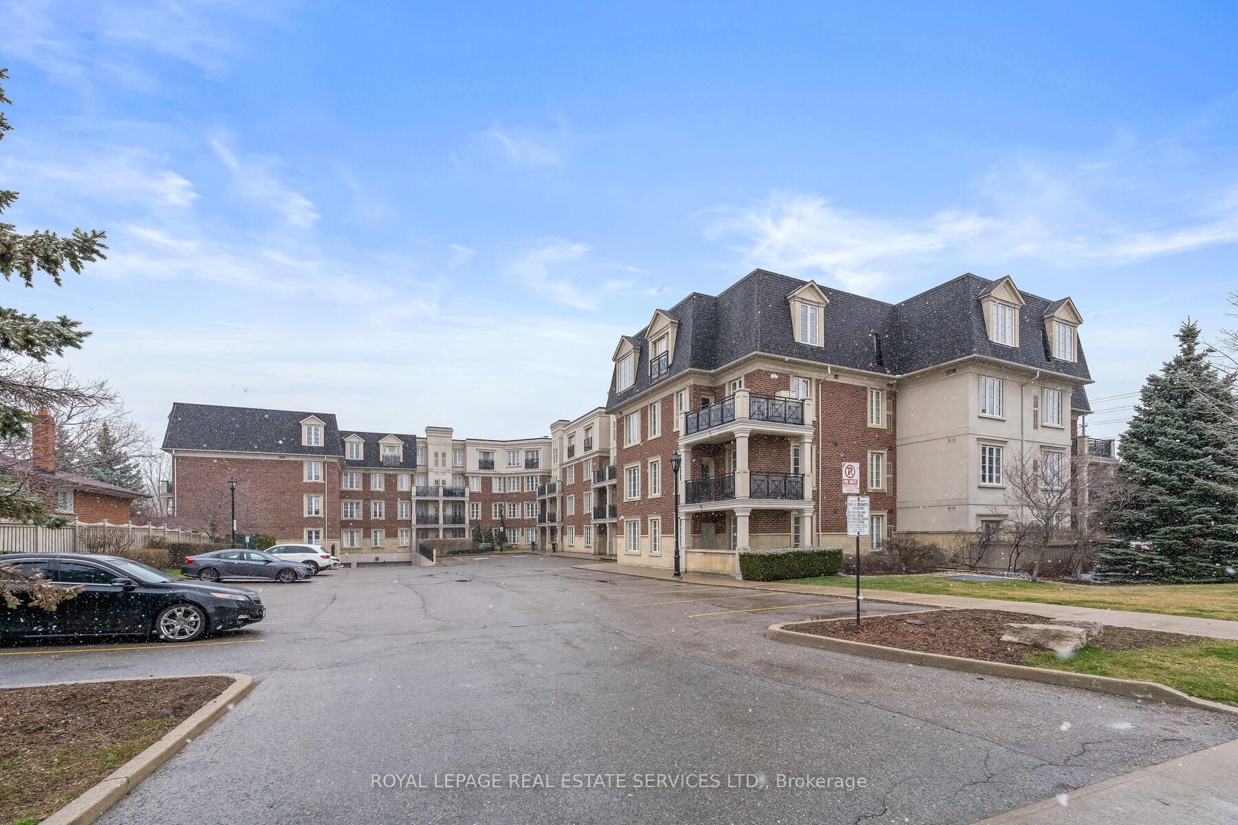 3351 Cawthra Road #116