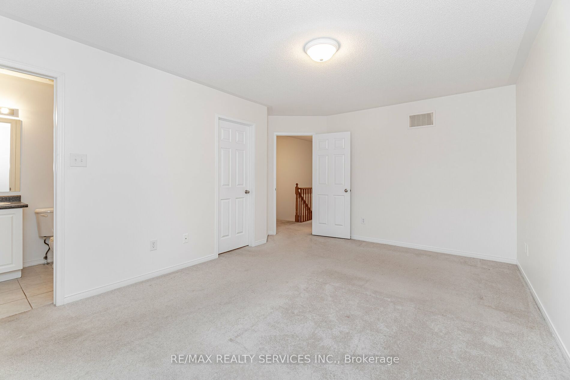 5255 Palmetto Pl, #126