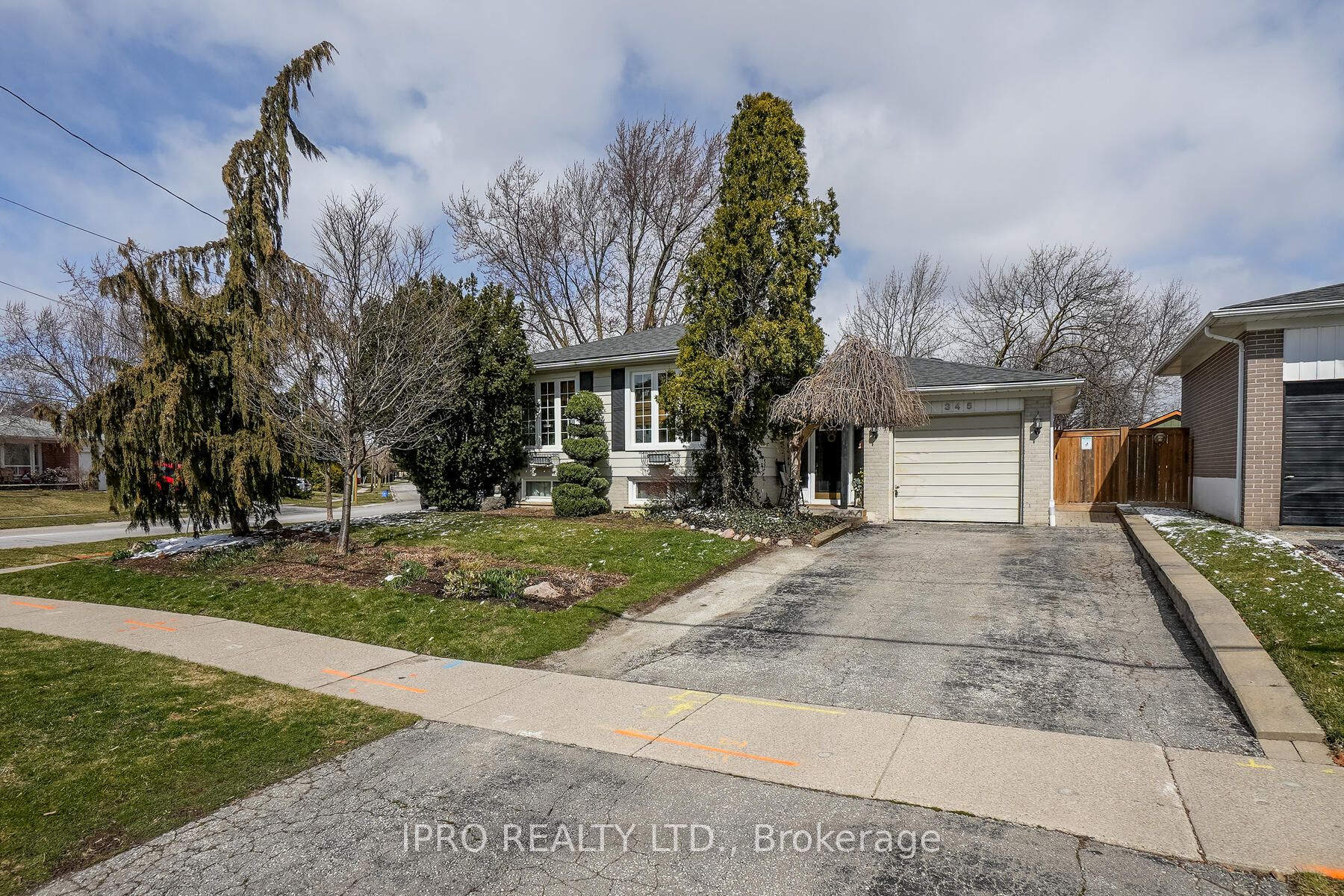 345 Delrex Blvd