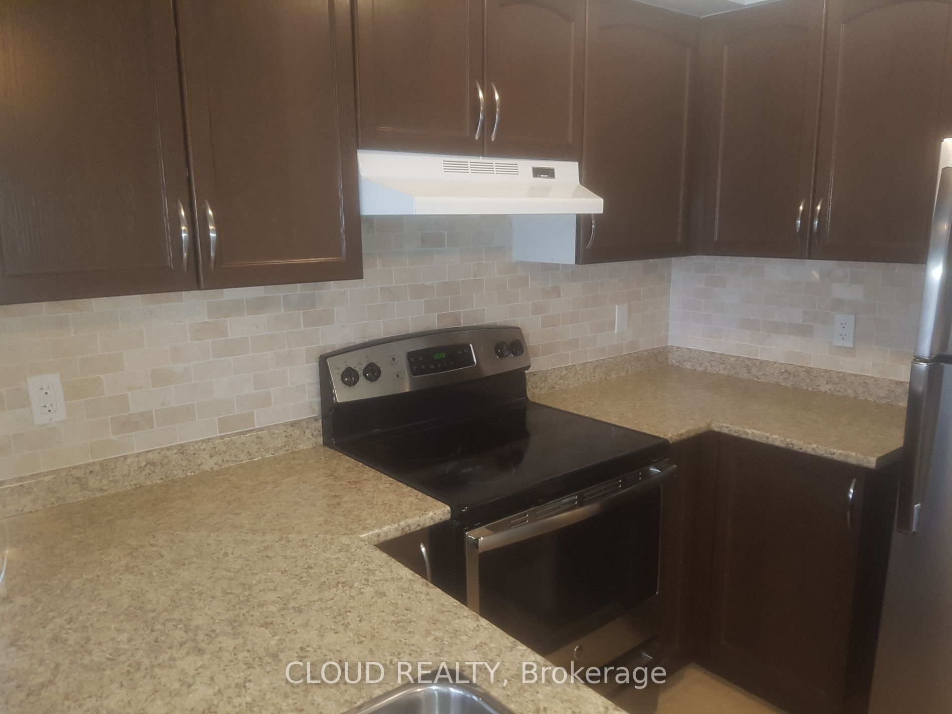 3250 Bentley Dr, #60