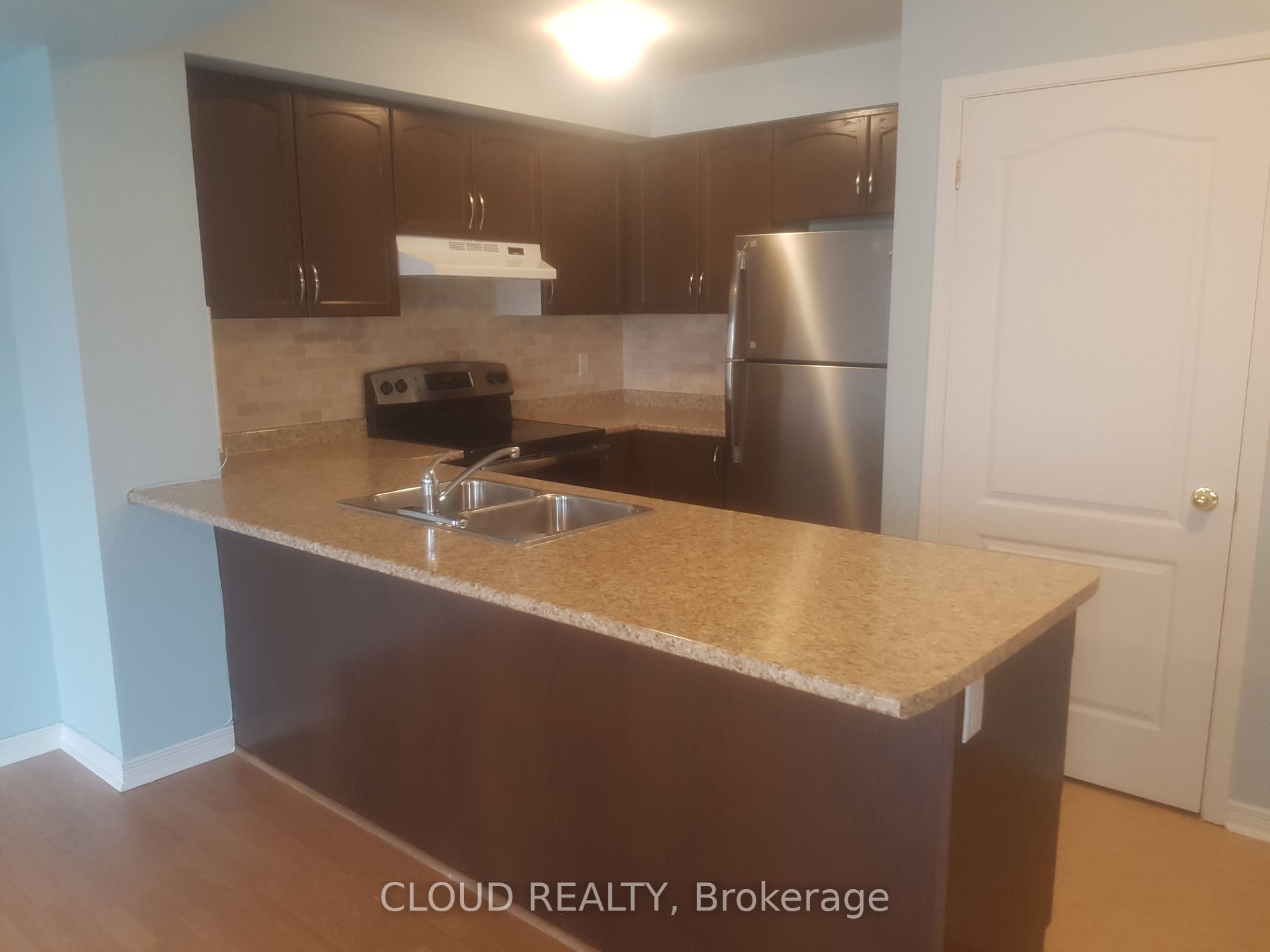 3250 Bentley Dr, #60