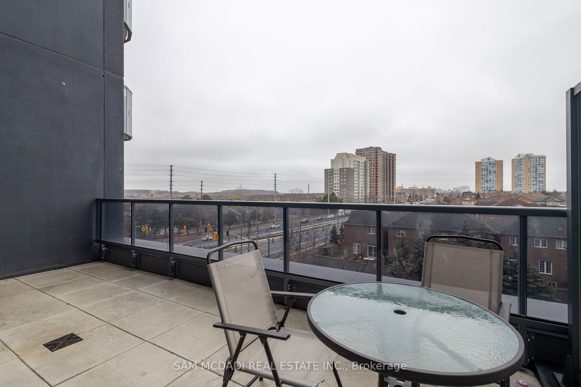 8 Nahani Way, #505