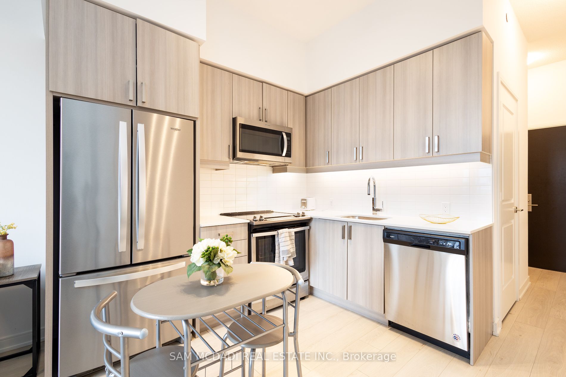 8 Nahani Way, #505