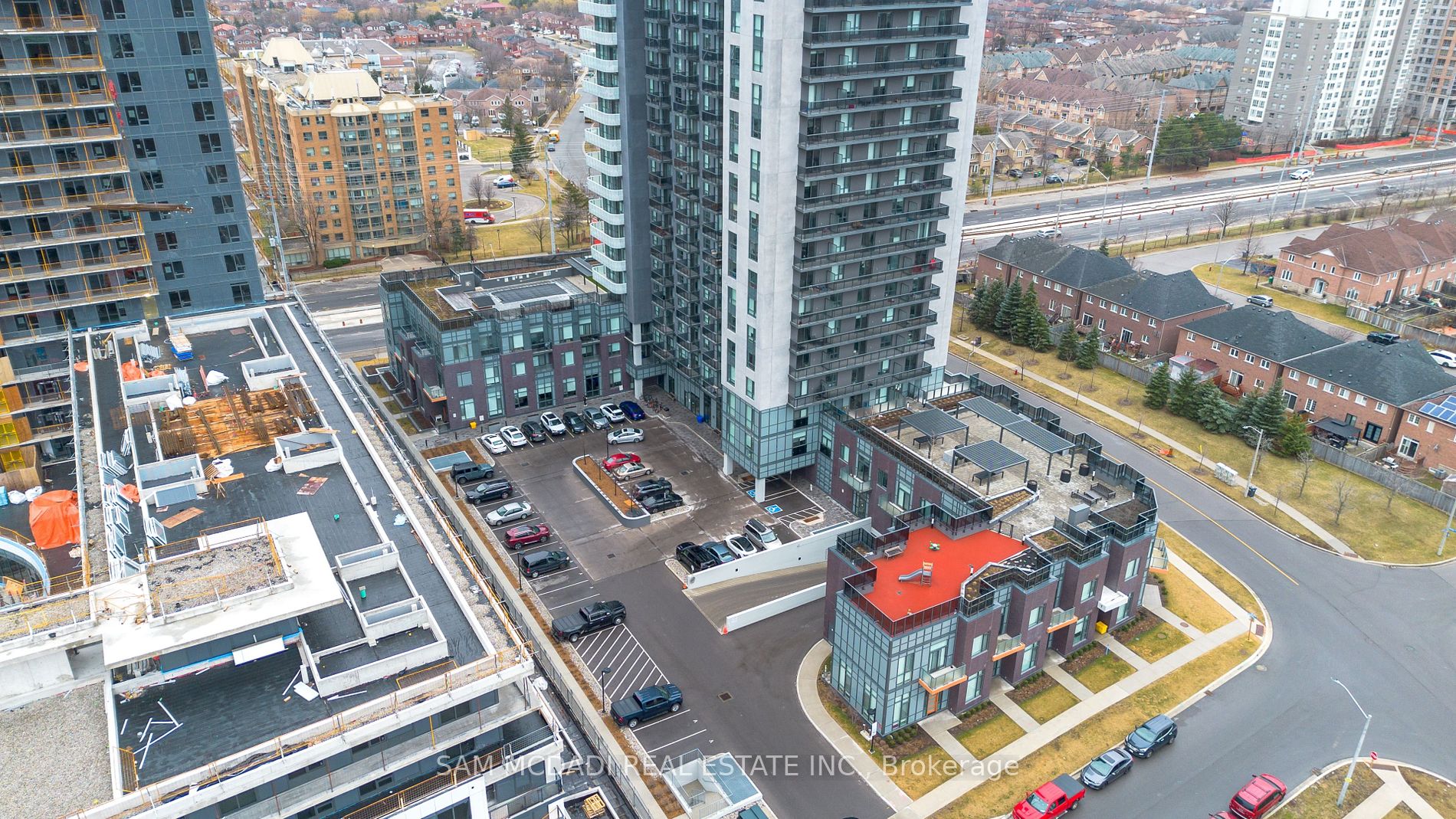 8 Nahani Way, #505