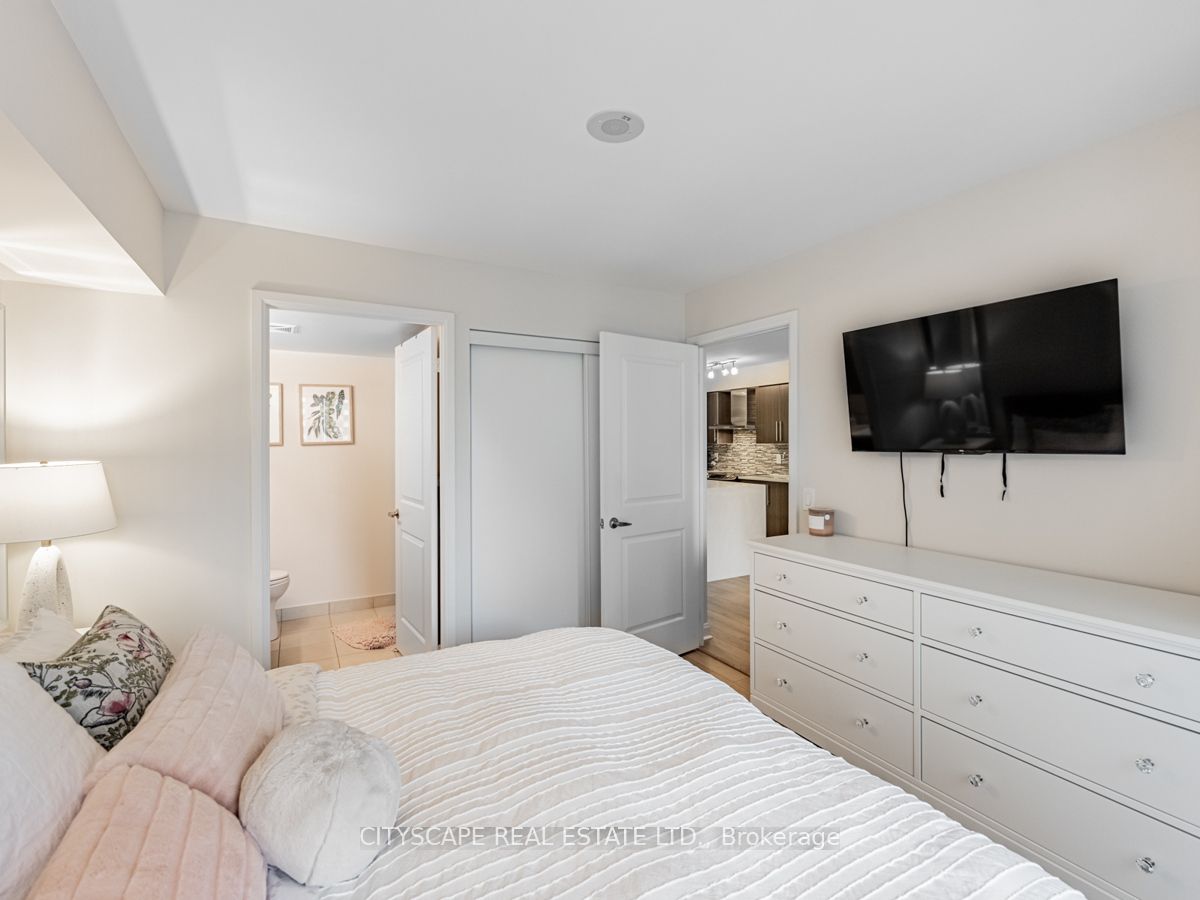 1 Michael Power Pl, #1603