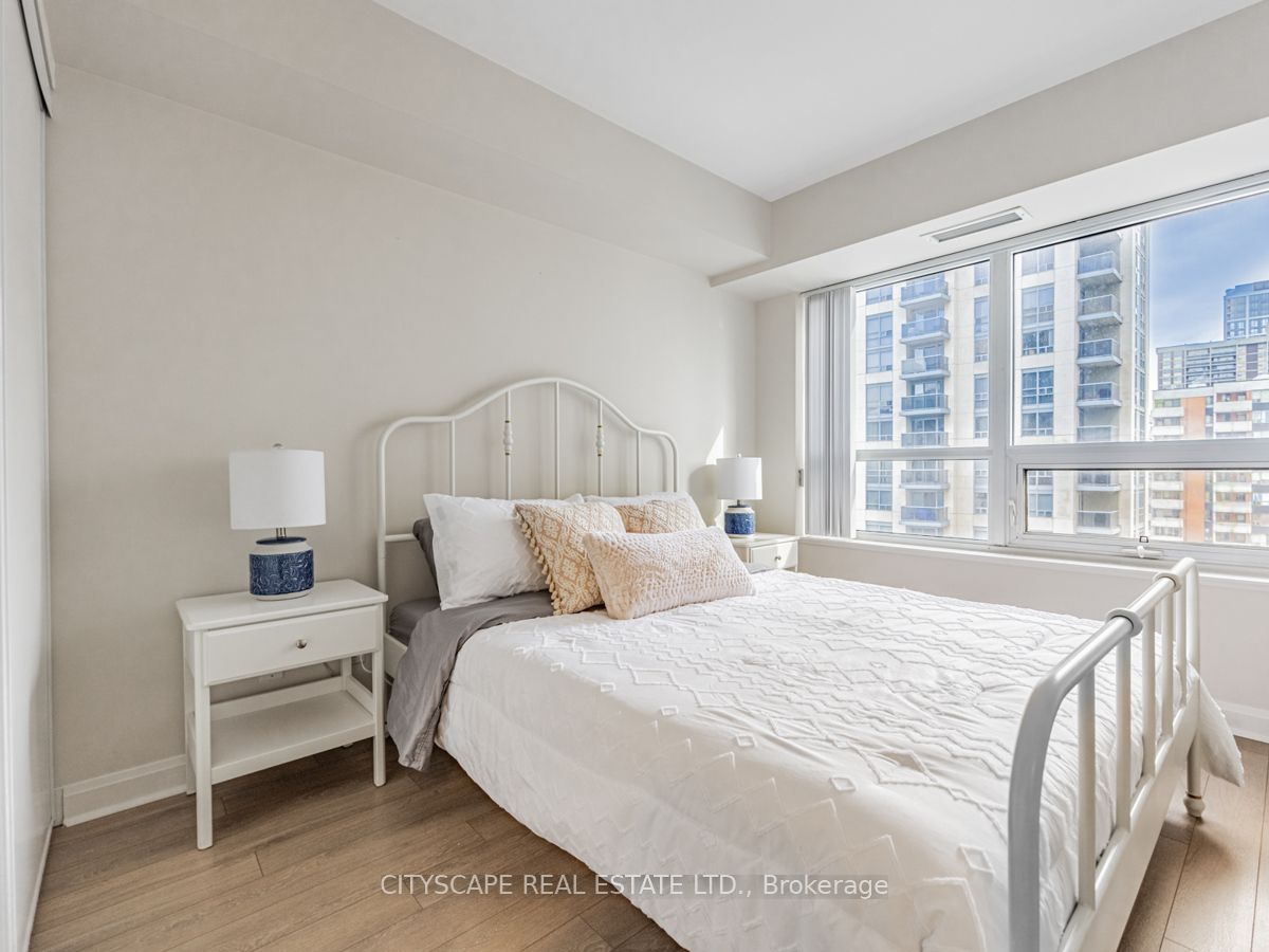 1 Michael Power Pl, #1603