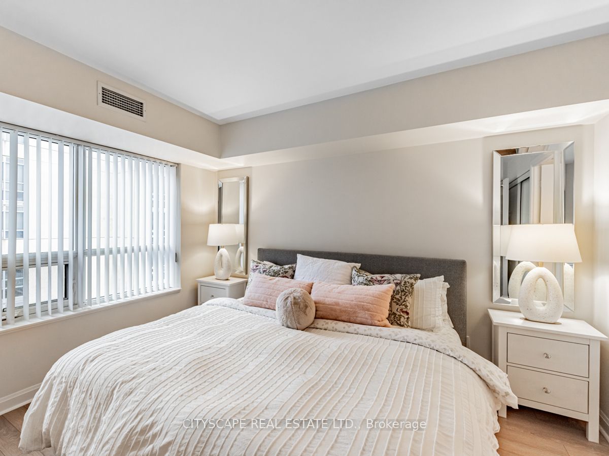 1 Michael Power Pl, #1603