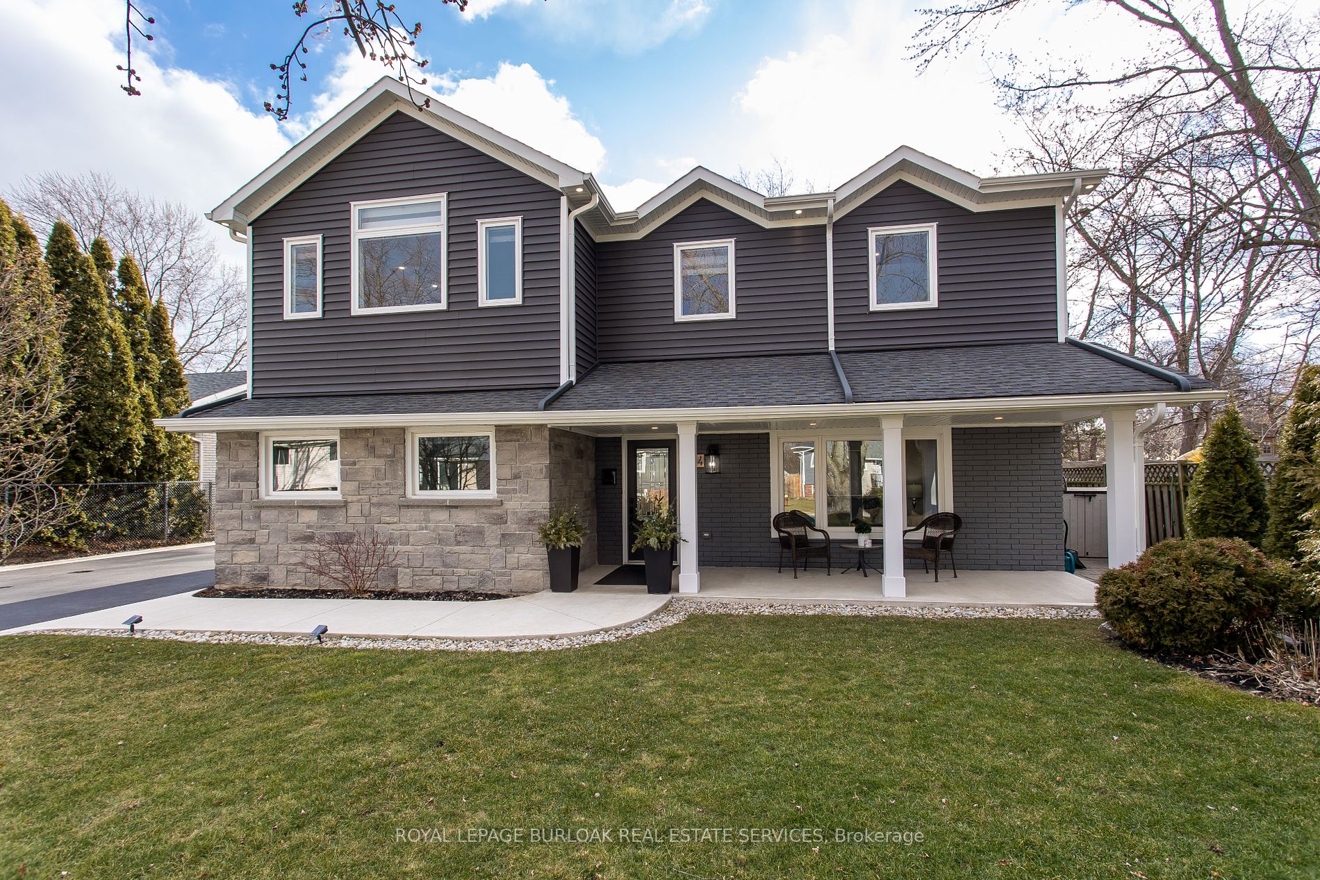 404 Erindale Dr