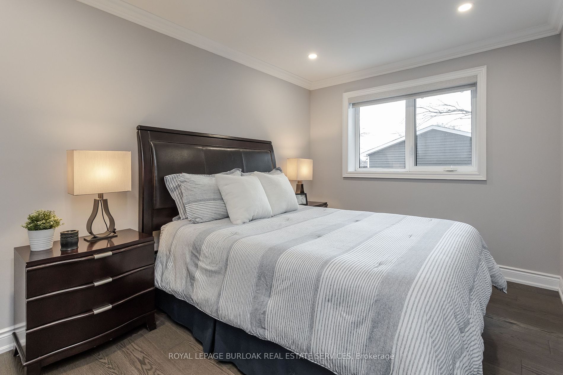 404 Erindale Dr