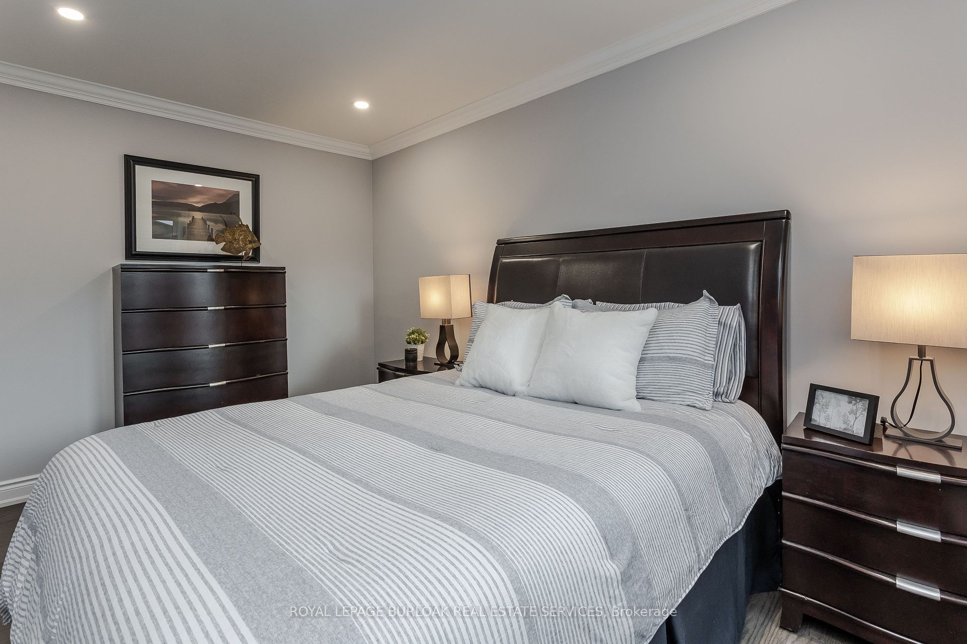 404 Erindale Dr
