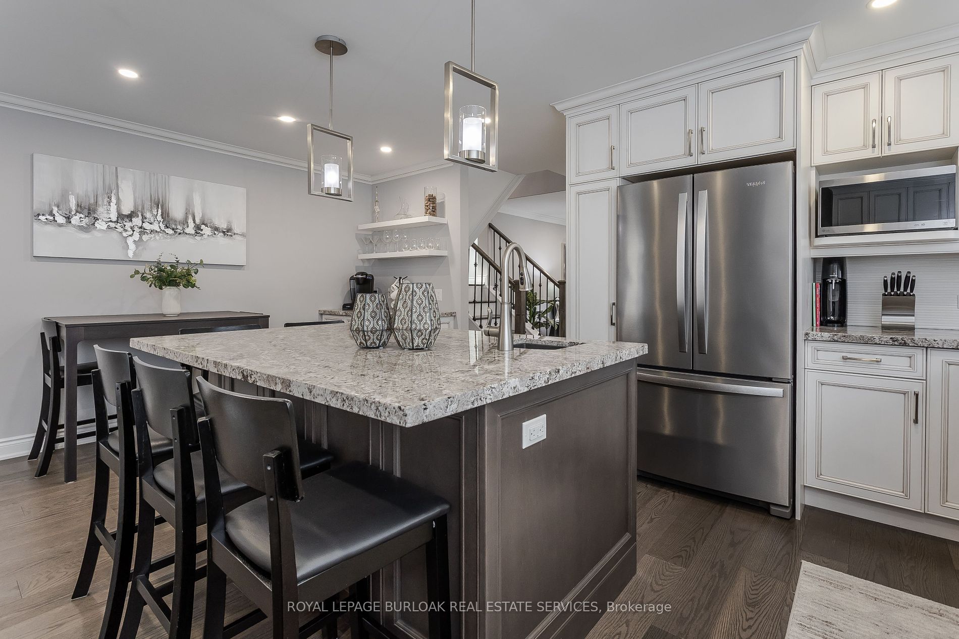 404 Erindale Dr