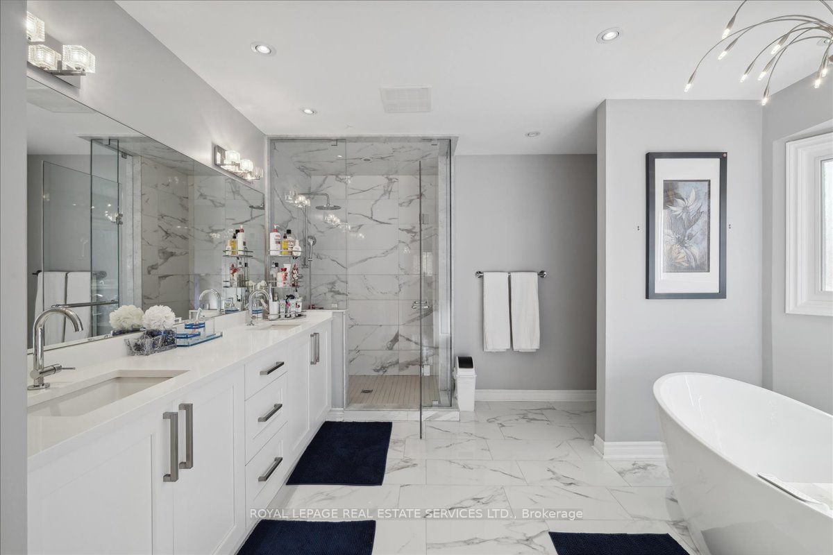 1519 Ballantrae Dr