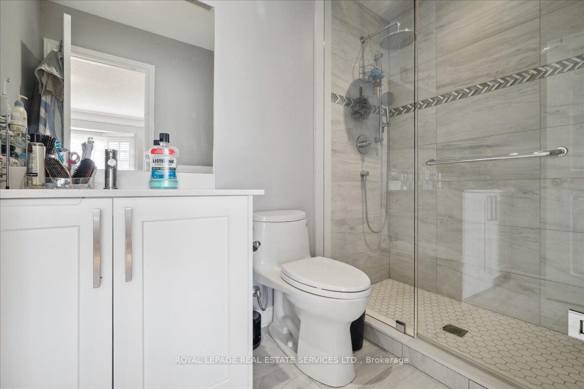 1519 Ballantrae Dr