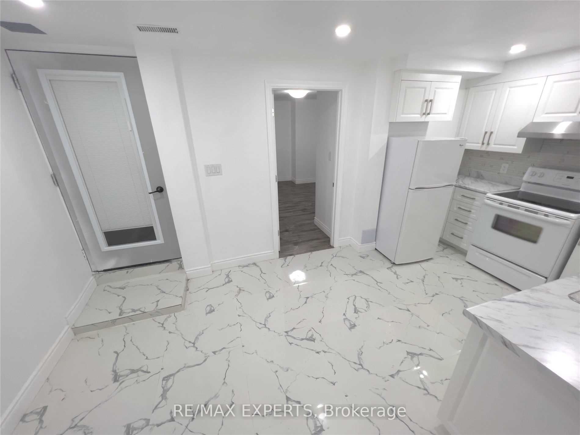 43 Jingle Crescent, #Lower