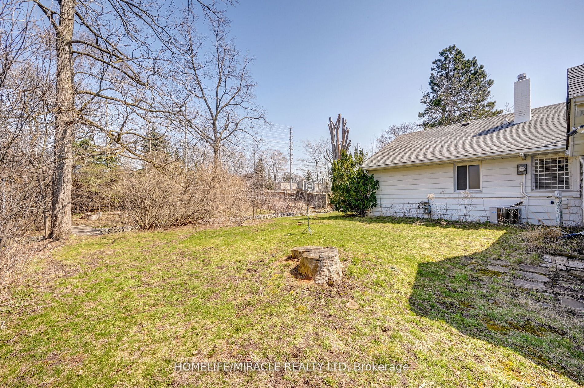 1235 Old River Road