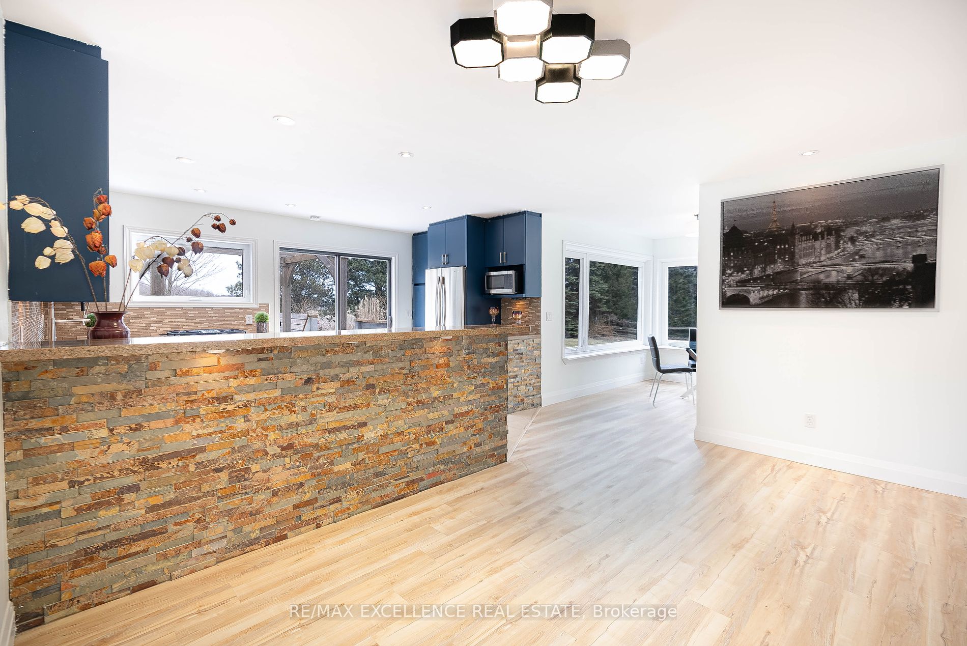 14399 Kennedy Rd