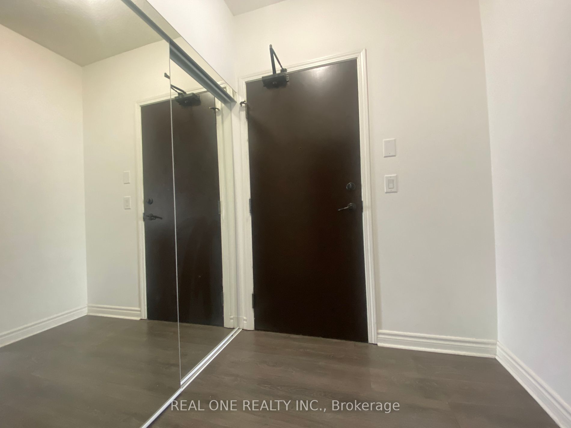 385 Prince Of Wales Drive, #3006