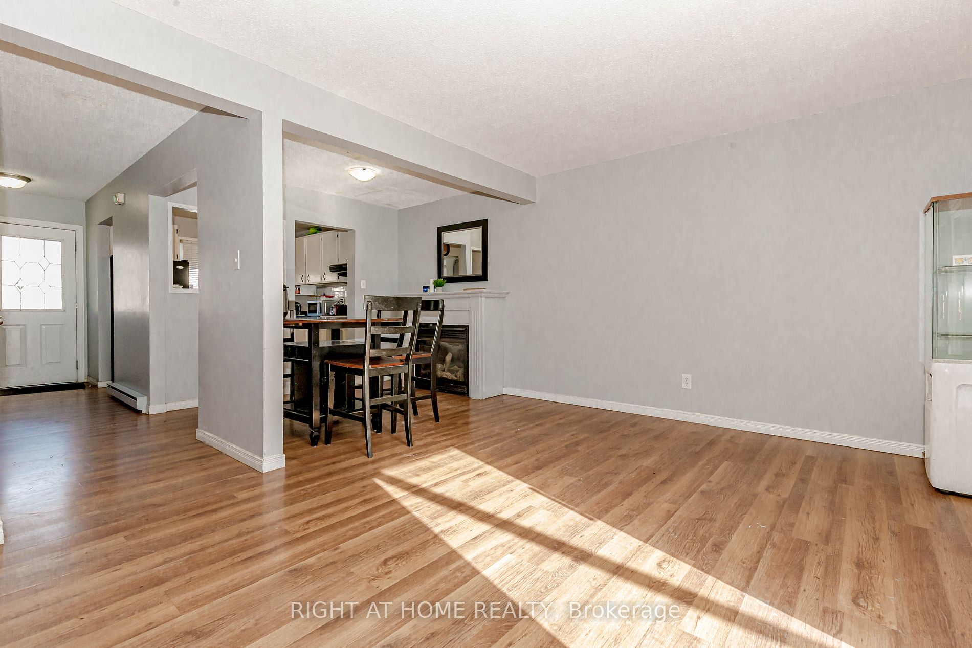 17 Hedley Court