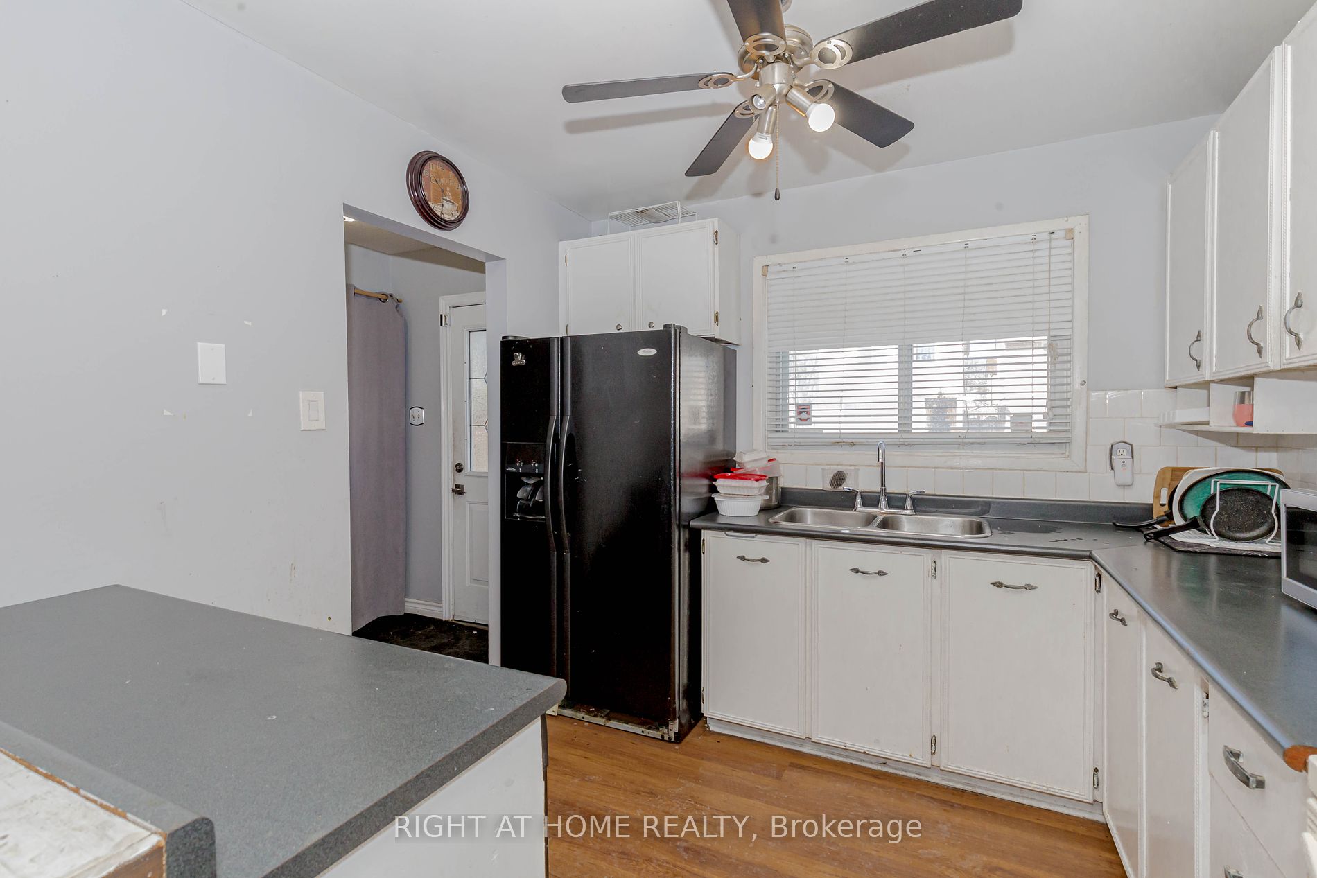 17 Hedley Court